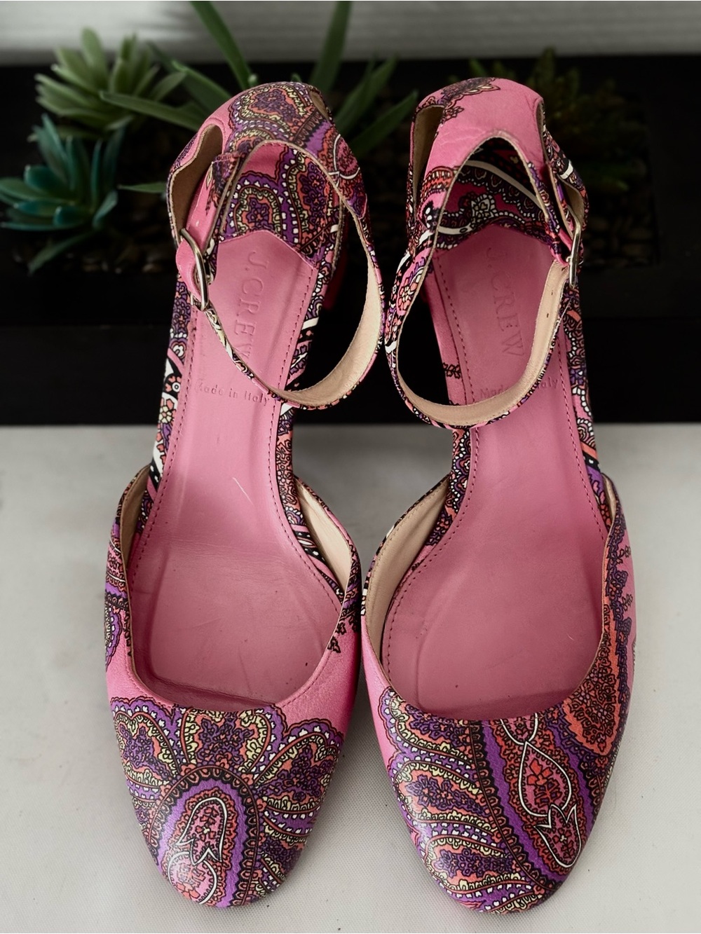 J. CREW PINK PAISLEY PRINTED LEATHER PUMPS LOW BLOCK HEEL ADJUSTABLE STRAP SZ 9